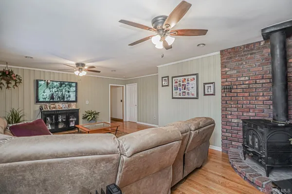 $3,900 | 317 Darlington Avenue, Unit 2 | Huguenot