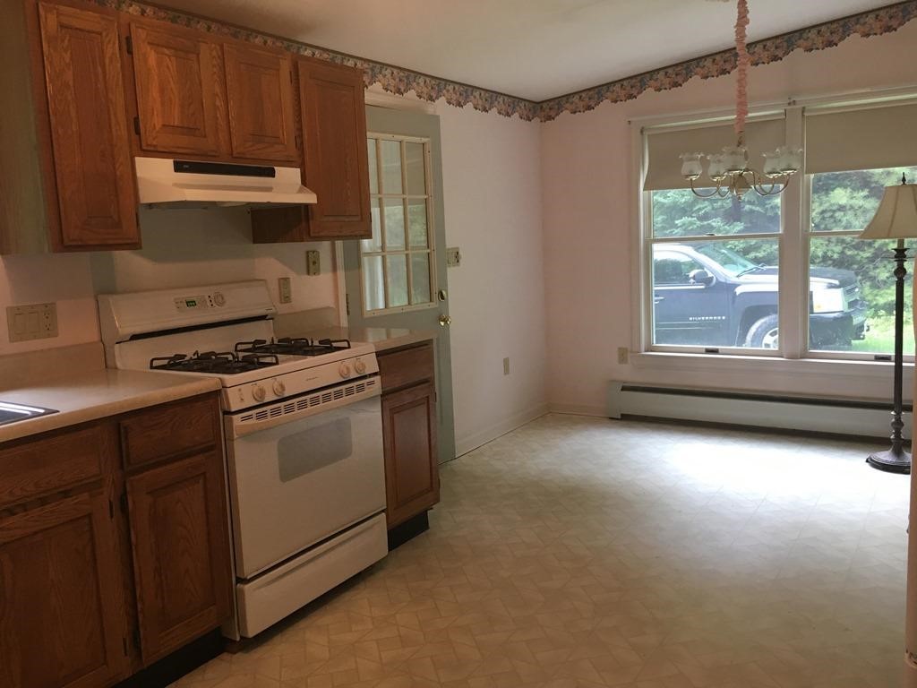74 Parker Road Bethlehem, NH 03574 - Photo 8 of 19 Gallery Image 8
