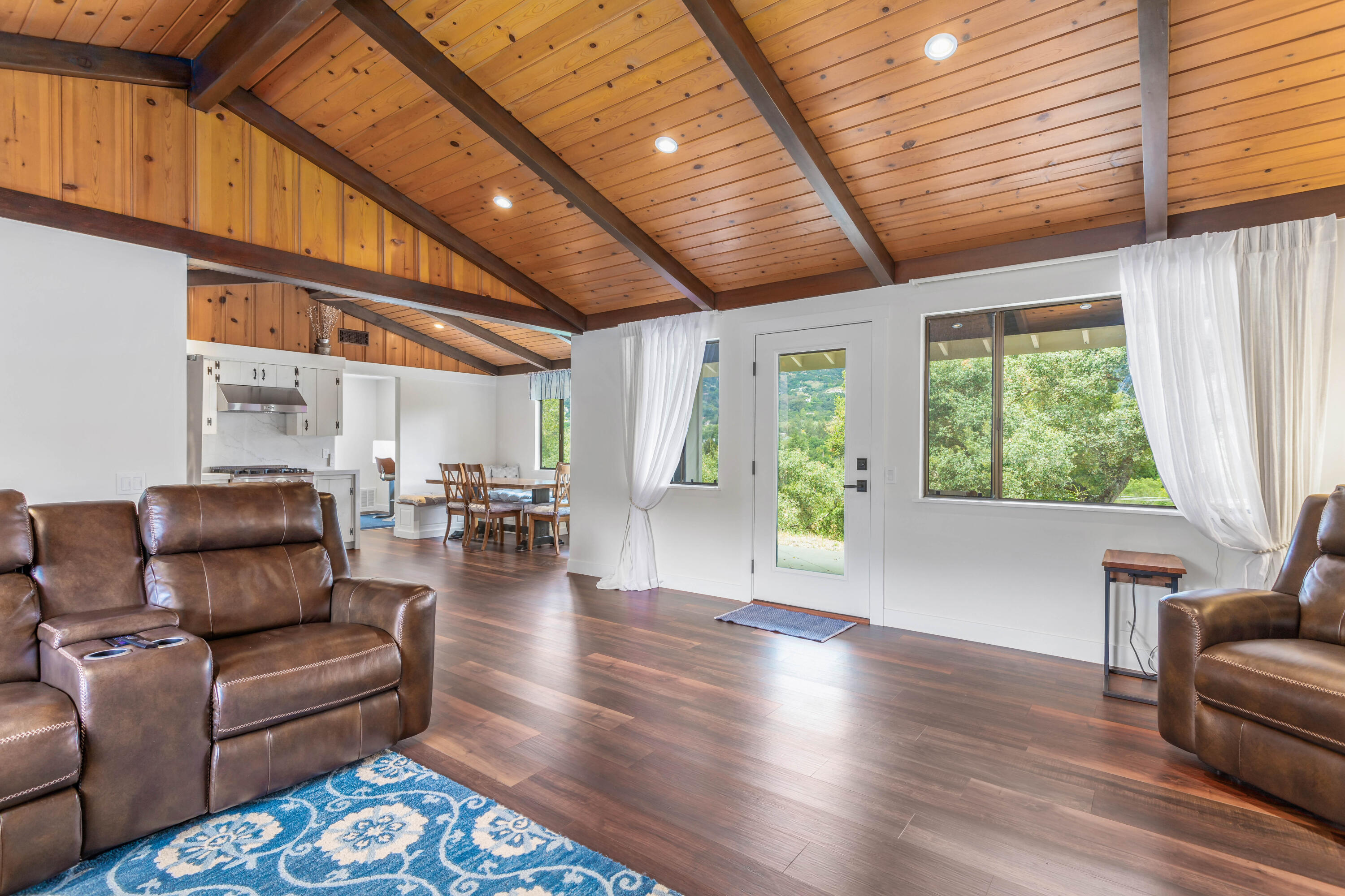 345 Sierra Vista Road Montecito, CA 93108 - Photo 6 of 27 13