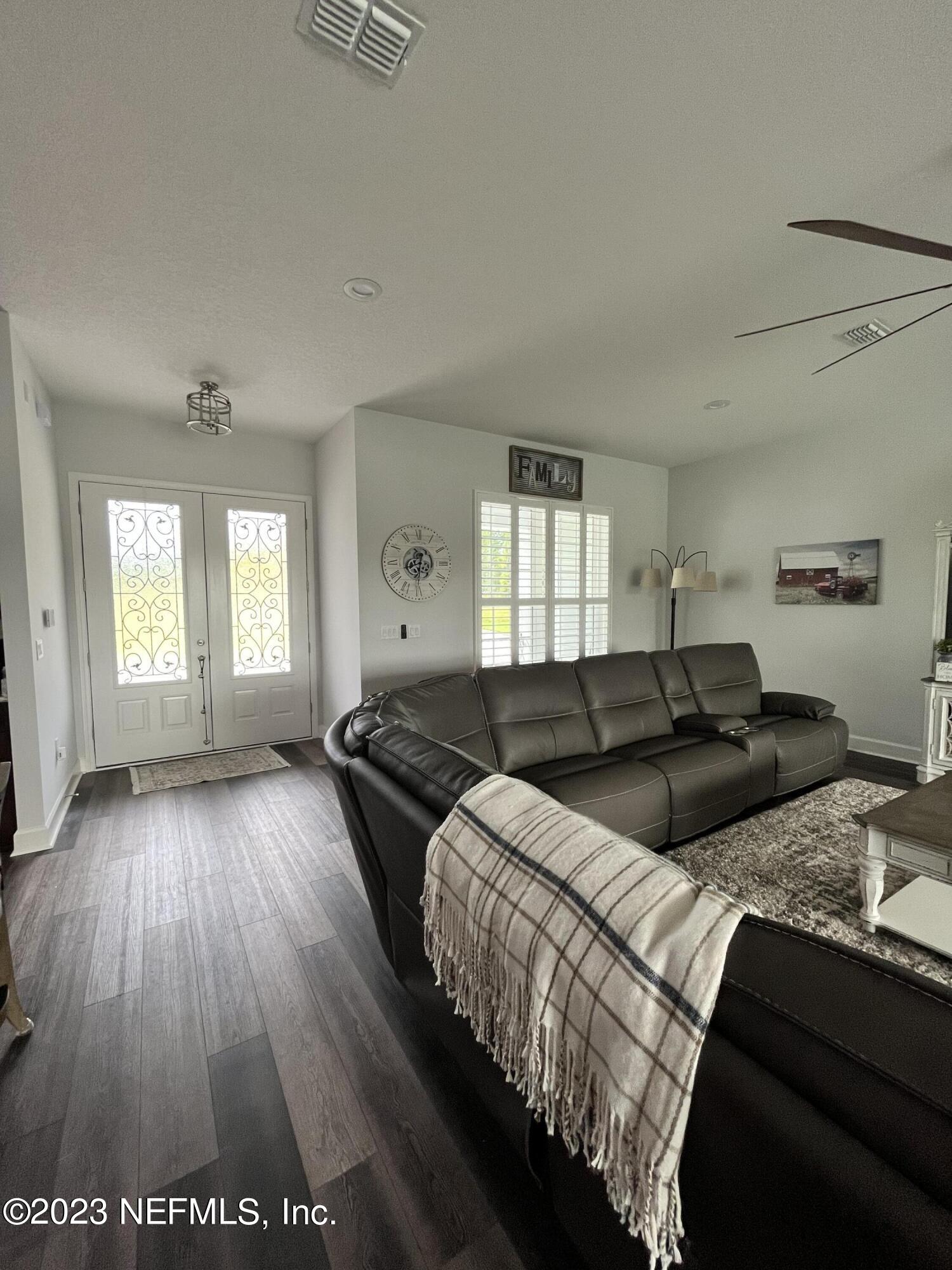 1753 Nolan Road Middleburg, FL 32068 - Photo 29 of 54 Family Room 1