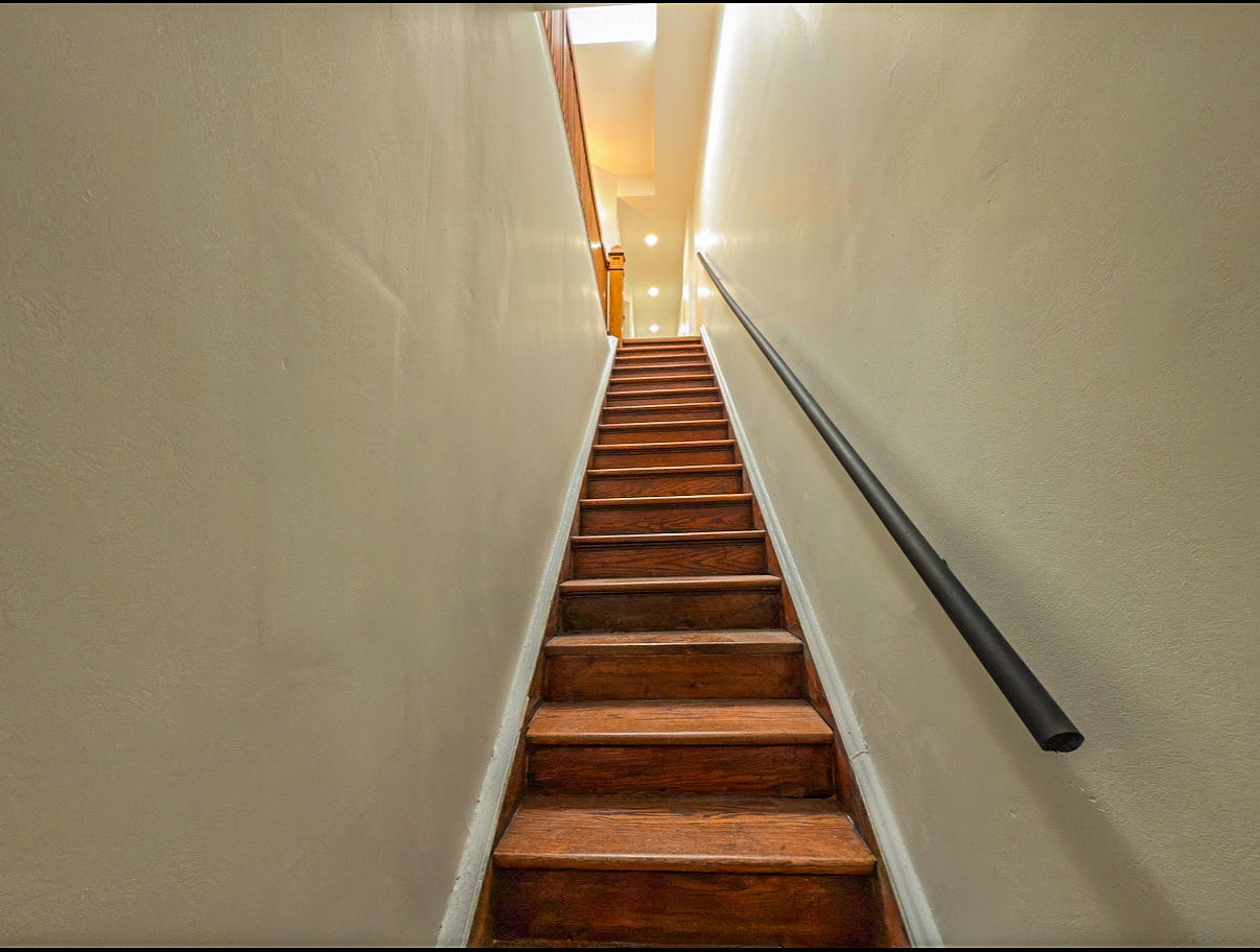 4925 South Champlain Avenue, Unit 2 Chicago, IL 60615 - Photo 16 of 19