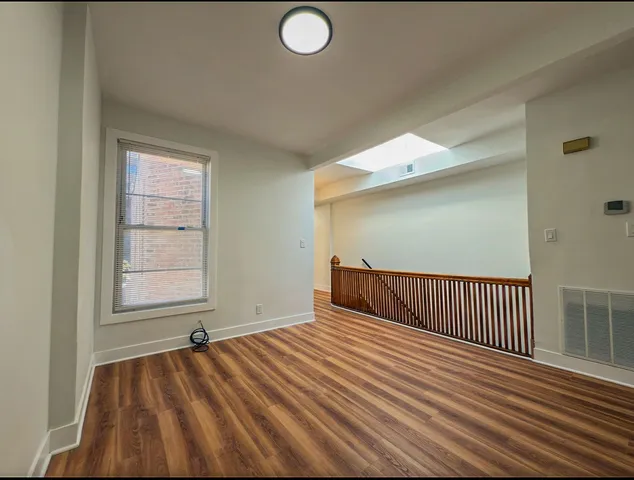 $2,150 | 4925 South Champlain Avenue, Unit 2, Chicago, IL 60615