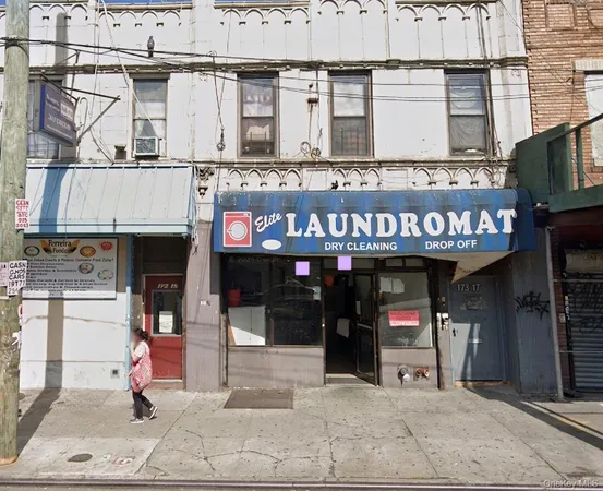 $3,027 | 173-17 Jamaica Avenue, Unit 2ND FLOOR 2R | Eastwood