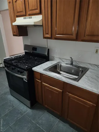 $3,027 | 173-17 Jamaica Avenue, Unit 2ND FLOOR 2R | Eastwood