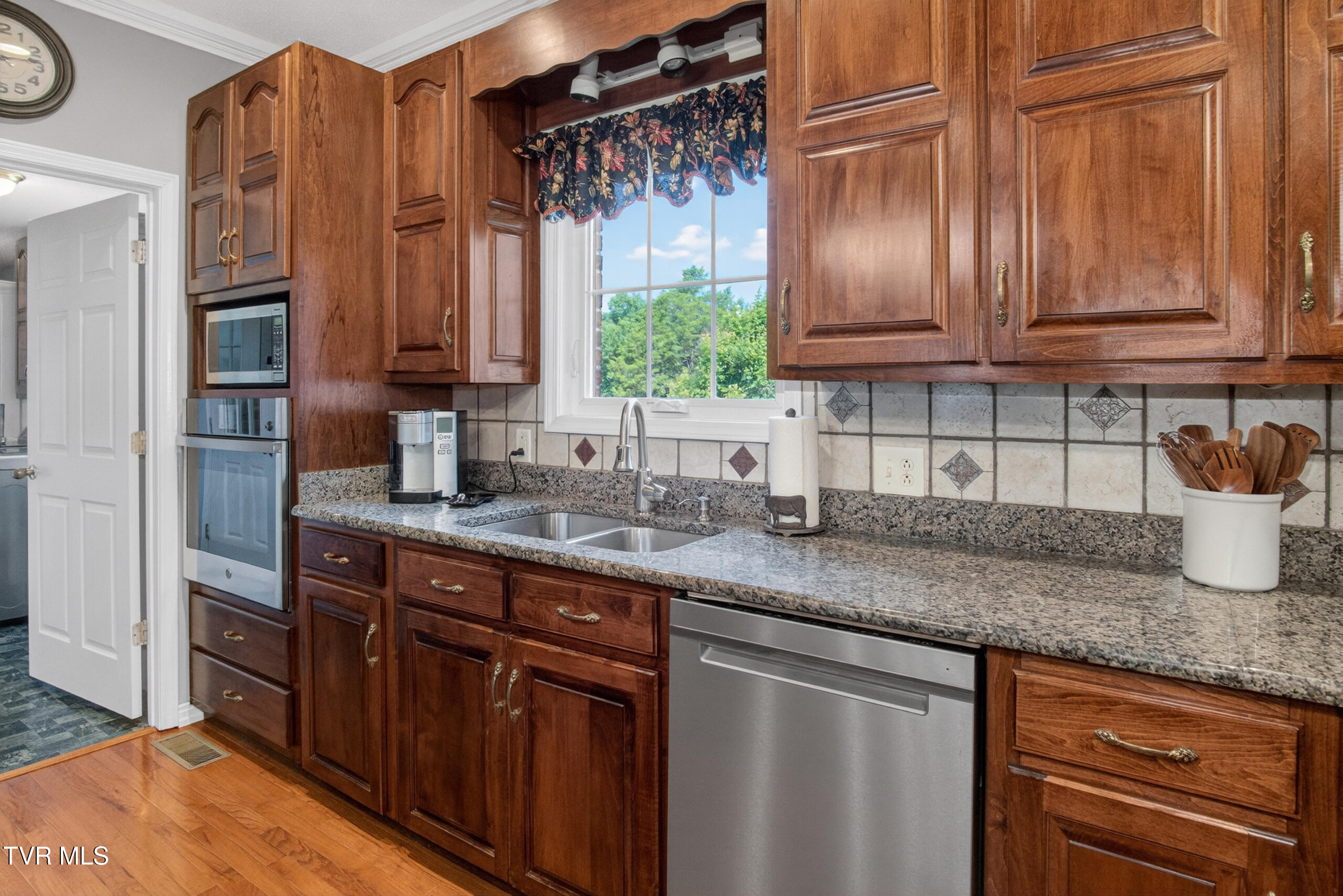 835 John Bird Road Afton, TN 37616 - Photo 50 of 158 DSC06566