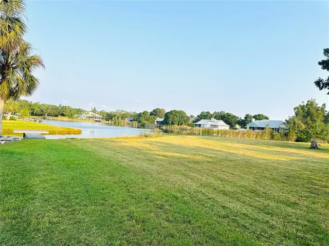 a view of an ocean and a building
