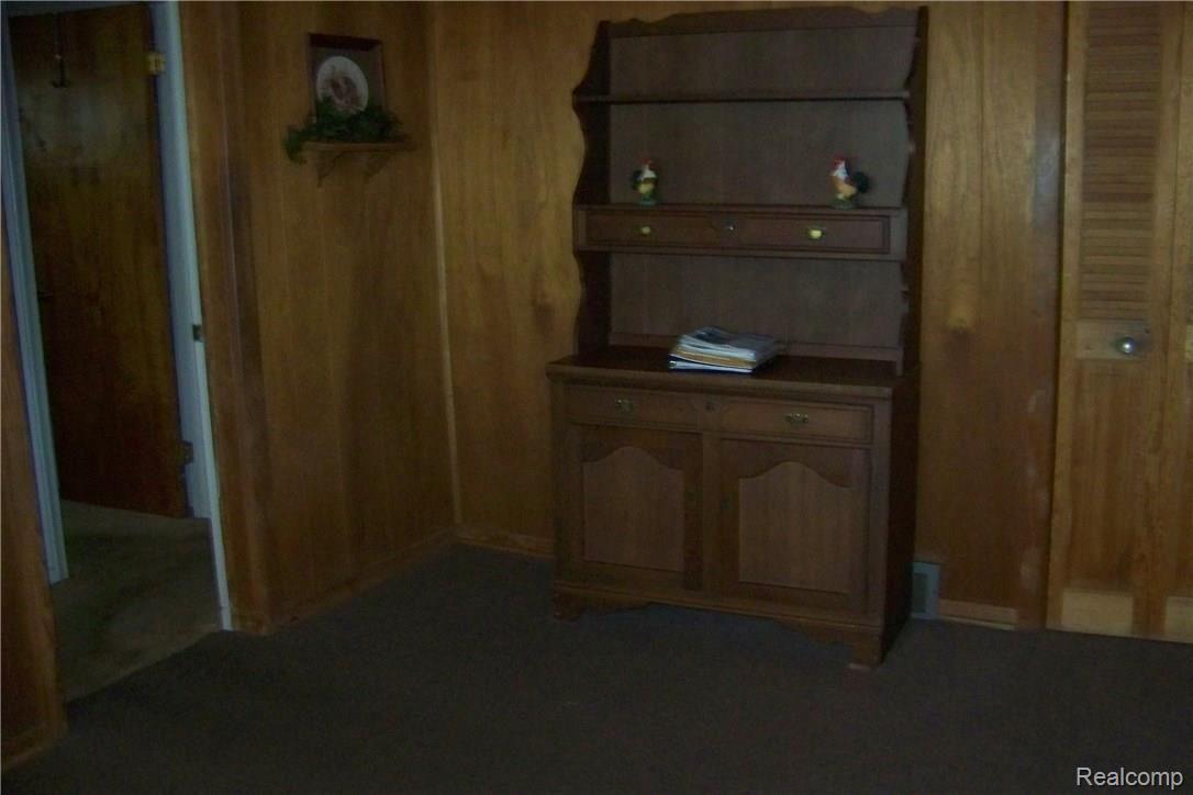5247 Sashabaw Road Clarkston, MI 48346 - Photo 7 of 14 100_8192.JPG
