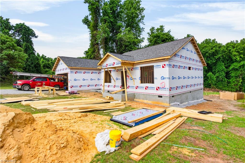 391 Needmore Road Carthage, NC 28327 - Photo 4 of 22