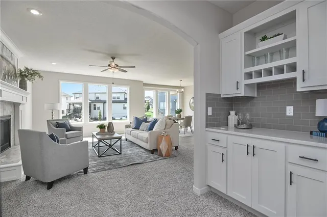 $599,950 | 24207 West 58th Place, Shawnee, KS 66226