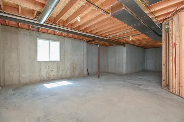 $599,950 | 24207 West 58th Place, Shawnee, KS 66226