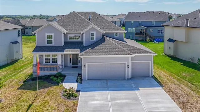 $599,950 | 24207 West 58th Place, Shawnee, KS 66226