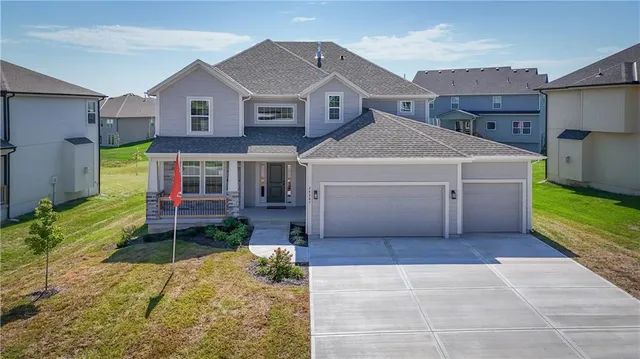 $599,950 | 24207 West 58th Place, Shawnee, KS 66226