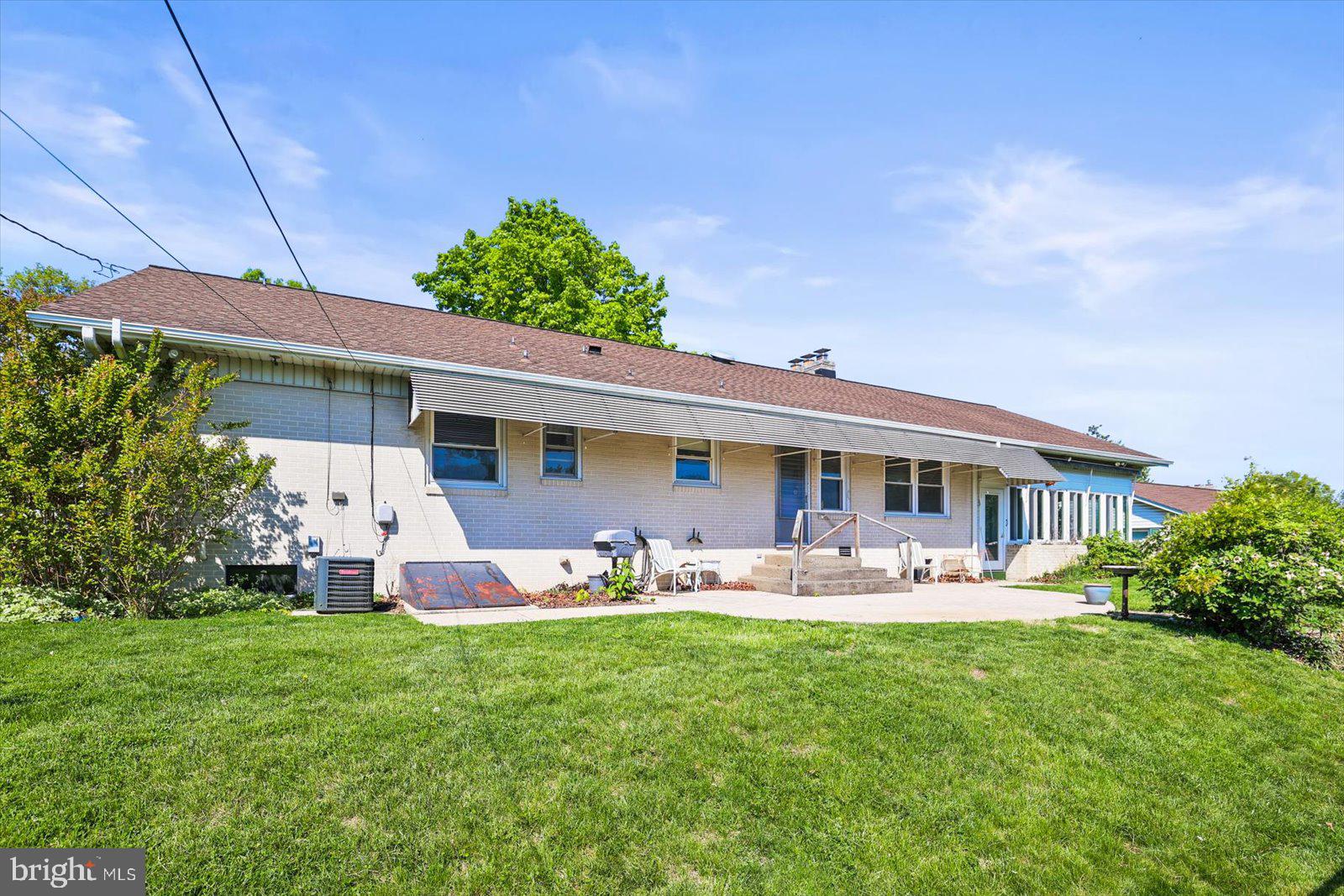 1445 Chapel Drive York, PA 17404 - Photo 34 of 34