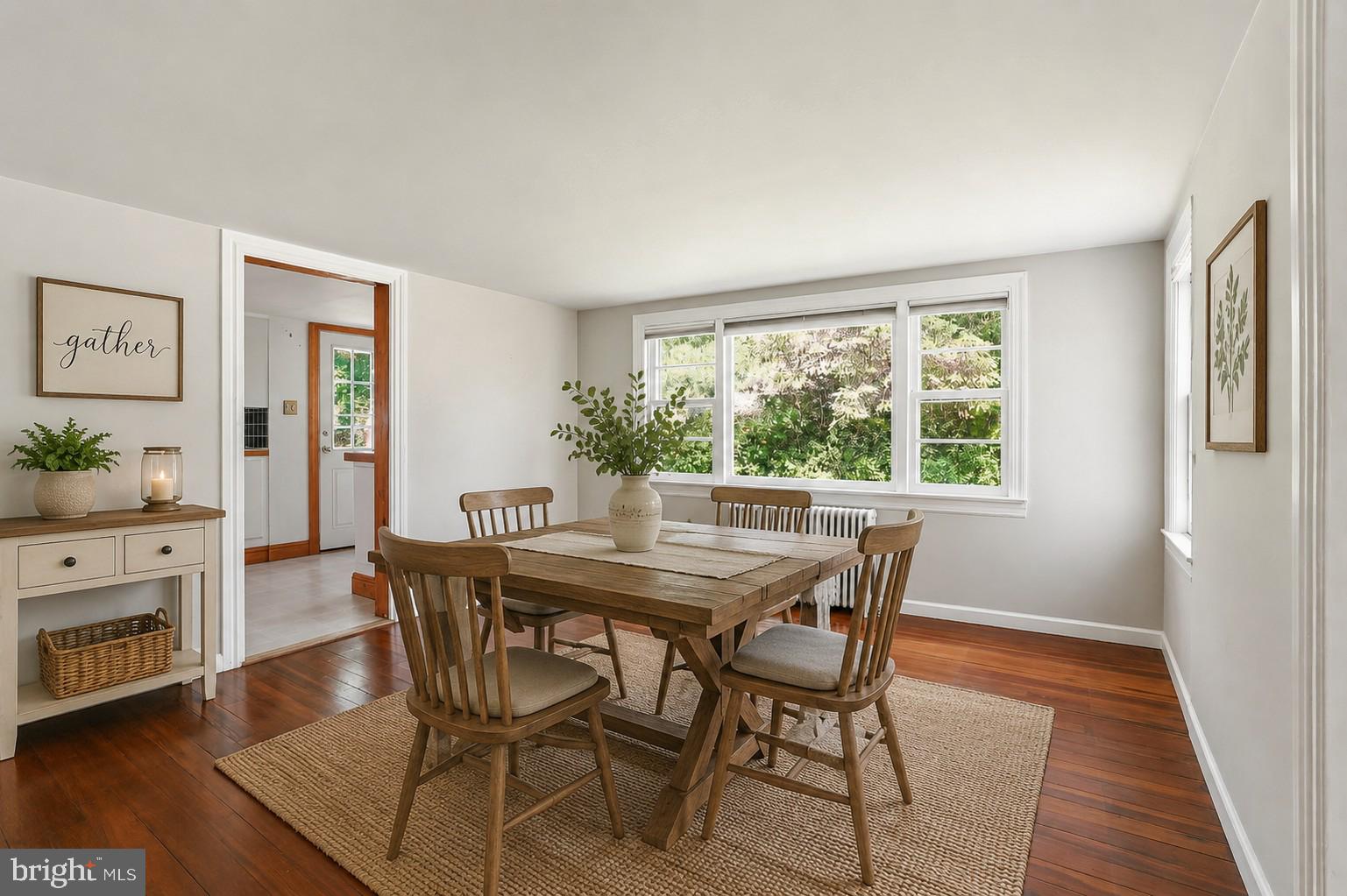 415 Village Road East Princeton Junction, NJ 08550 - Photo 9 of 33