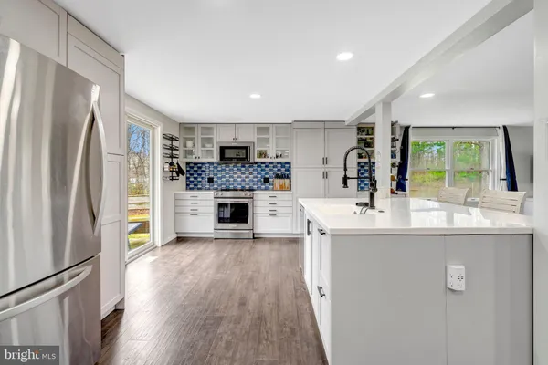 $750,000 | 4645 Morgans Bluff Drive, Marshall, VA 20115