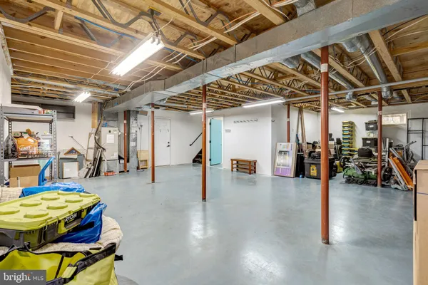 $750,000 | 4645 Morgans Bluff Drive, Marshall, VA 20115