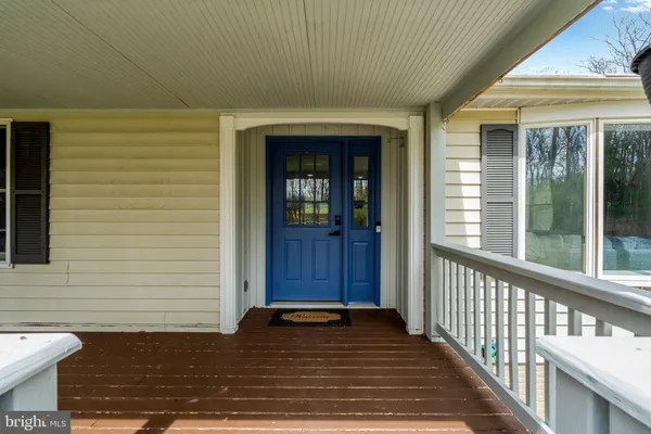 $750,000 | 4645 Morgans Bluff Drive, Marshall, VA 20115