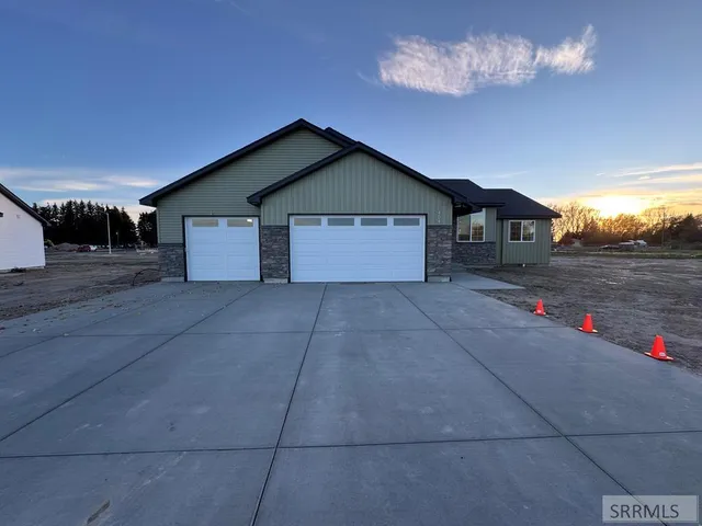 $412,000 | 404 Kelton Circle, Shelley, ID 83274