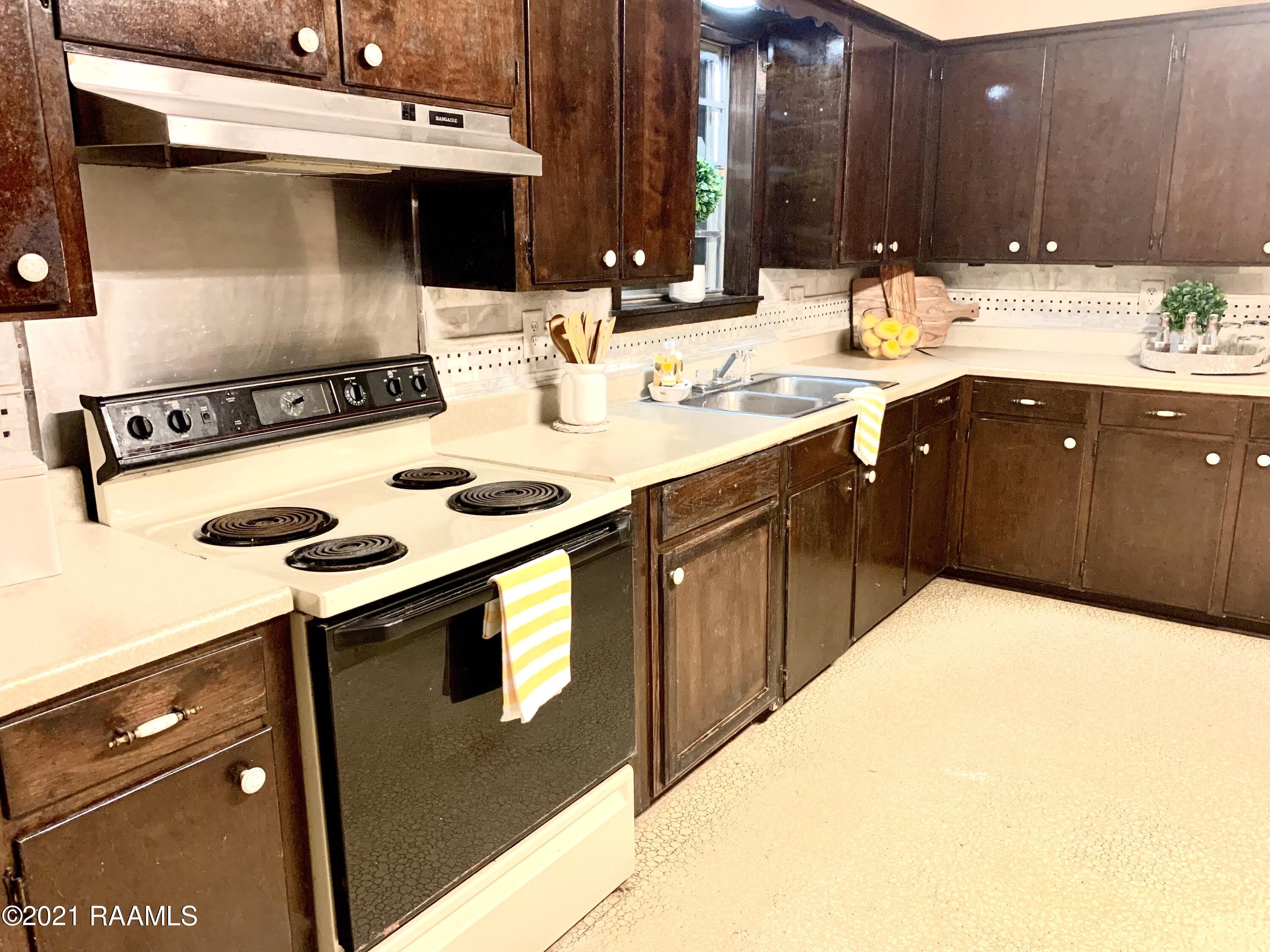 9865 Placide Road Maurice, LA 70555 - Photo 2 of 24 Gallery Image 2