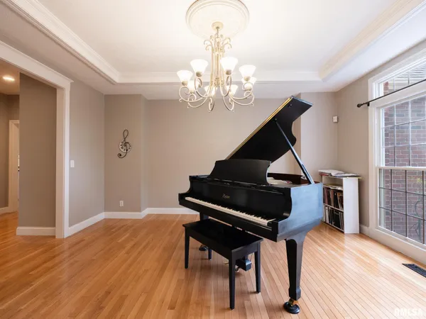 $730,000 | 4928 North Deermeadow Drive, Peoria, IL 61615
