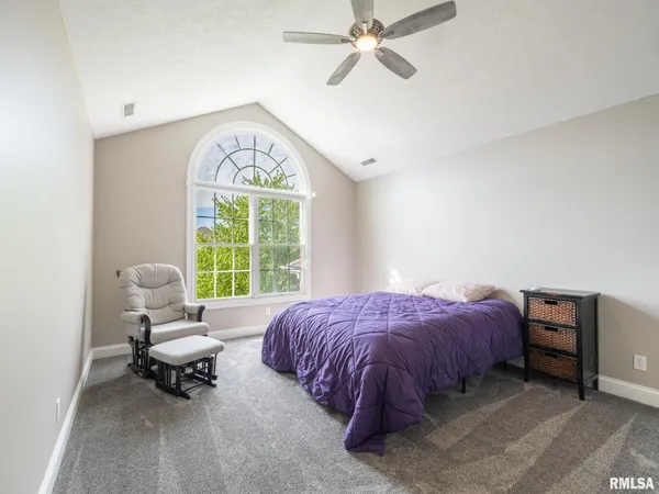 $730,000 | 4928 North Deermeadow Drive, Peoria, IL 61615