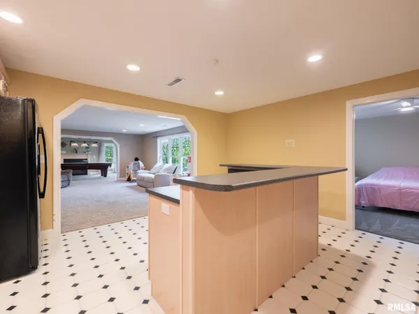 $730,000 | 4928 North Deermeadow Drive, Peoria, IL 61615