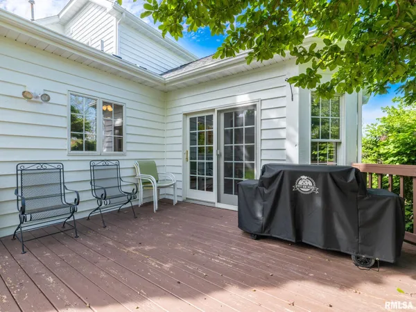 $730,000 | 4928 North Deermeadow Drive, Peoria, IL 61615