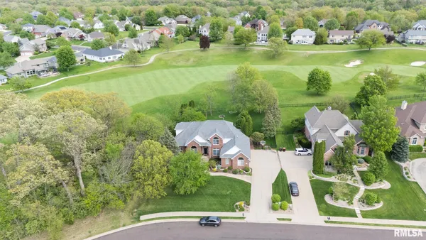 $730,000 | 4928 North Deermeadow Drive, Peoria, IL 61615