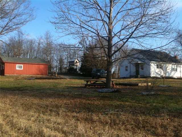 10460 South Jonesville Road Columbus, IN 47201 - Photo 1 of 12 Gallery Image 1