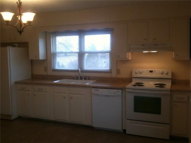 10460 South Jonesville Road Columbus, IN 47201 - Photo 6 of 12 Gallery Image 6