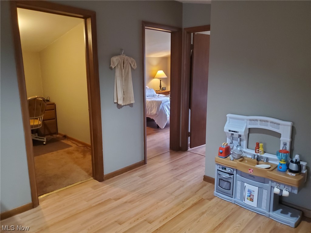 460 Aurora Hudson Road Aurora, OH 44202 - Photo 29 of 44 2ND FLOOR AREA. 2 BEDROOMS, OFFICE AND COMMON AREA.