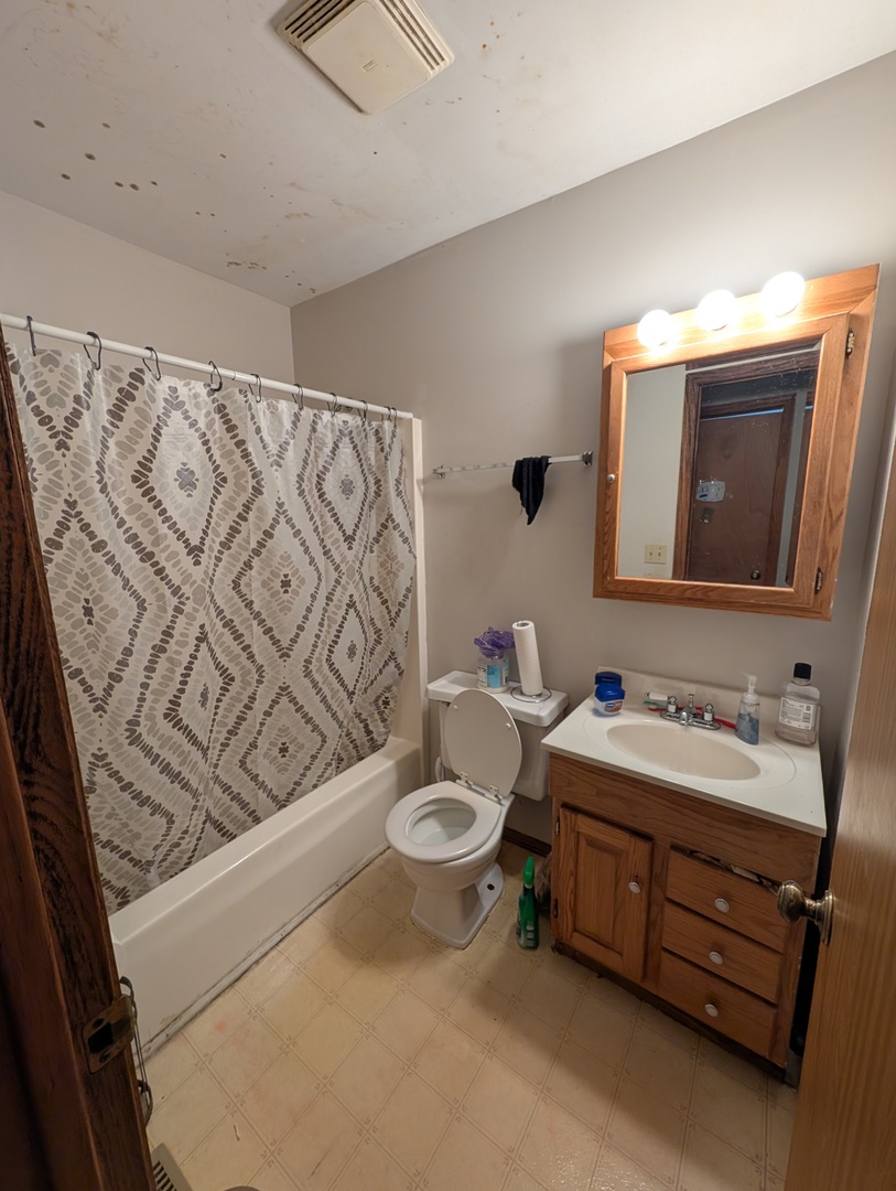 607 Castleton Drive Champaign, IL 61821 - Photo 15 of 23