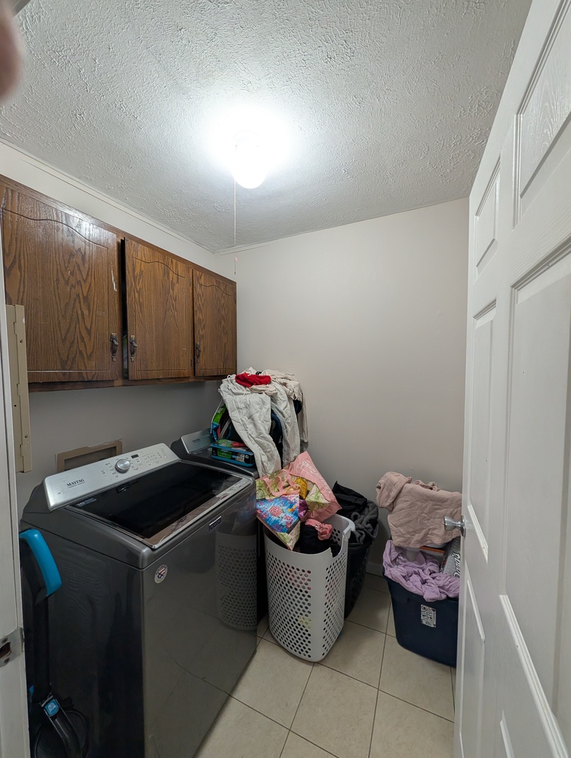 607 Castleton Drive Champaign, IL 61821 - Photo 6 of 23