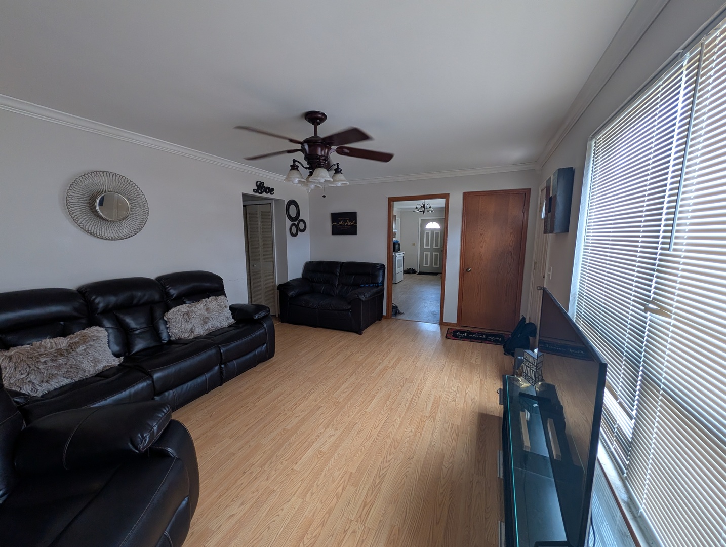 607 Castleton Drive Champaign, IL 61821 - Photo 7 of 23