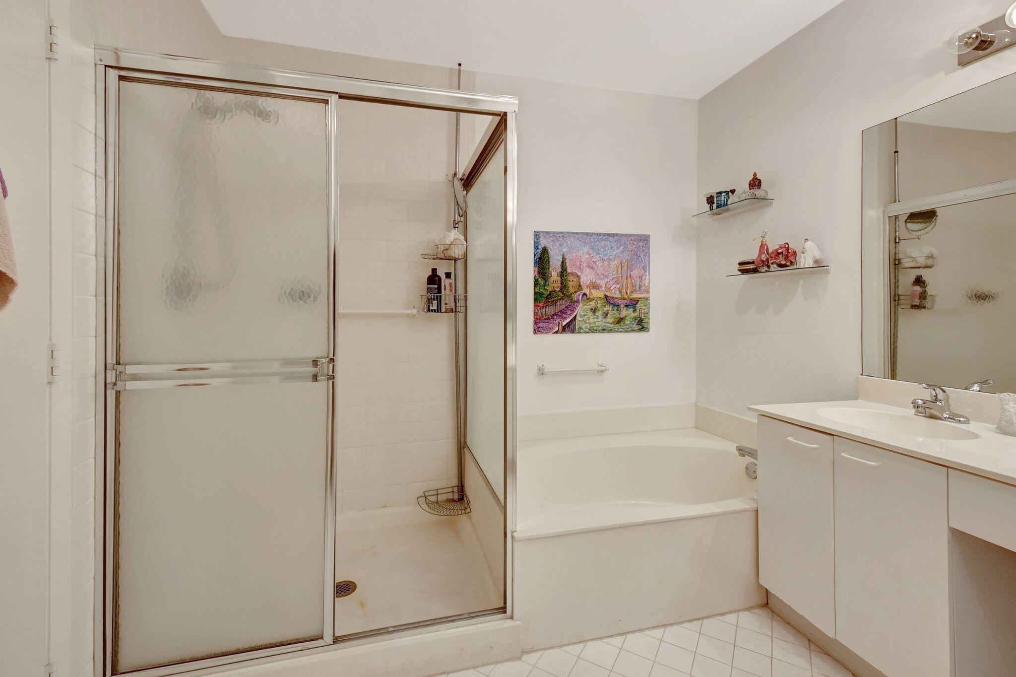 5217 Brisata Circle, Unit E Boynton Beach, FL 33437 - Photo 20 of 56 Master Bathroom