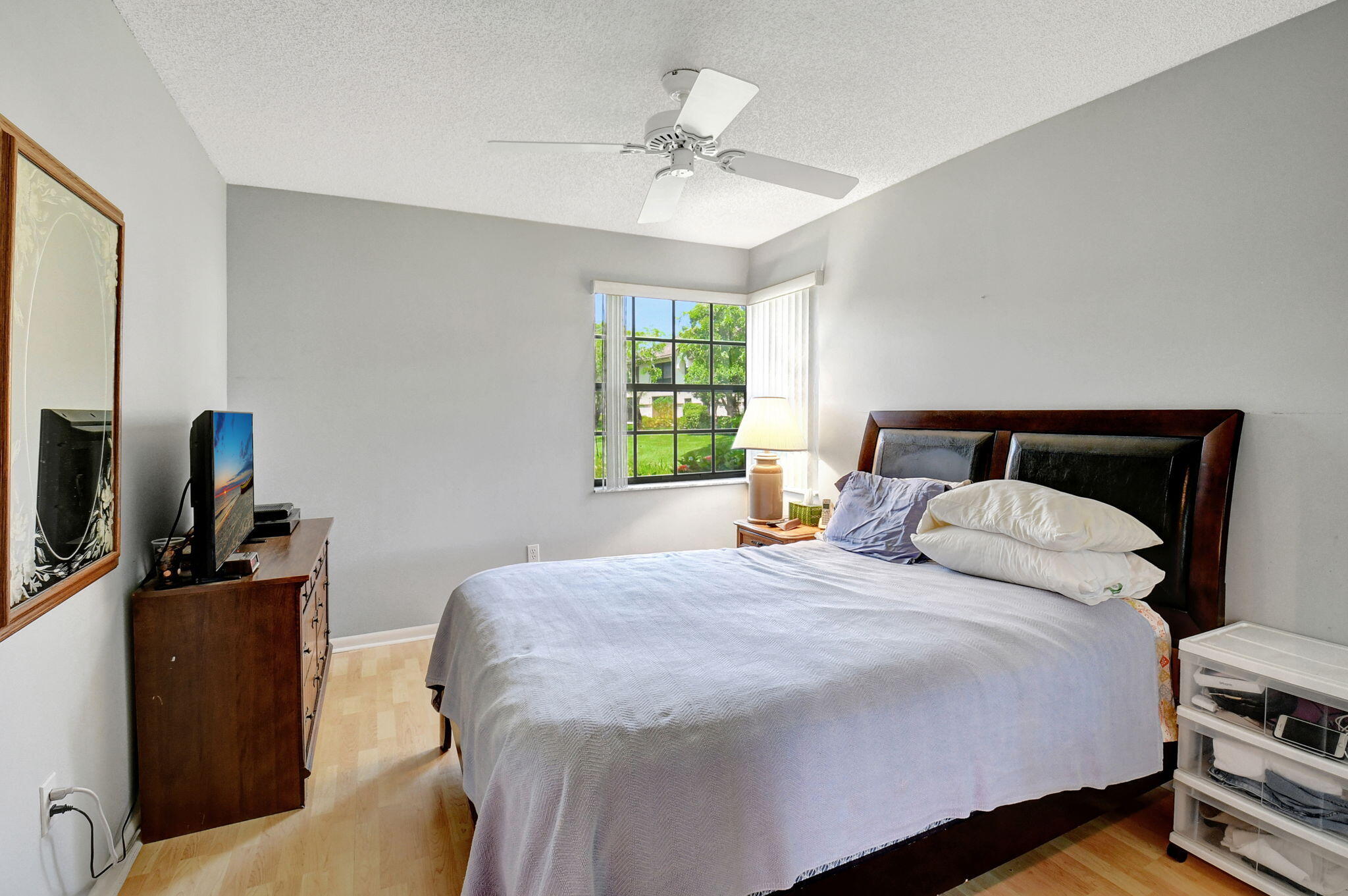5217 Brisata Circle, Unit E Boynton Beach, FL 33437 - Photo 23 of 56 Second Bedroom