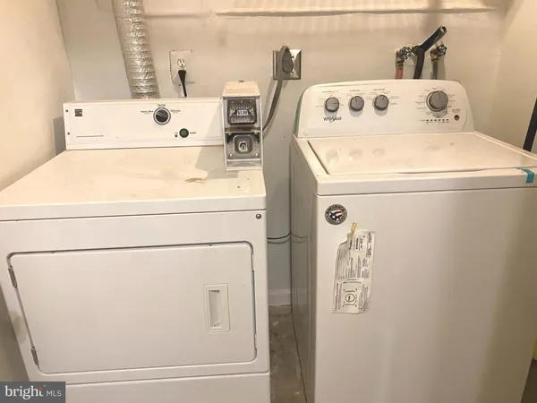 $3,200 | 6347 Battlement Way, Alexandria, VA 22312