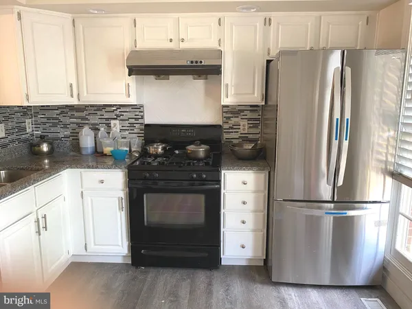 $3,200 | 6347 Battlement Way, Alexandria, VA 22312