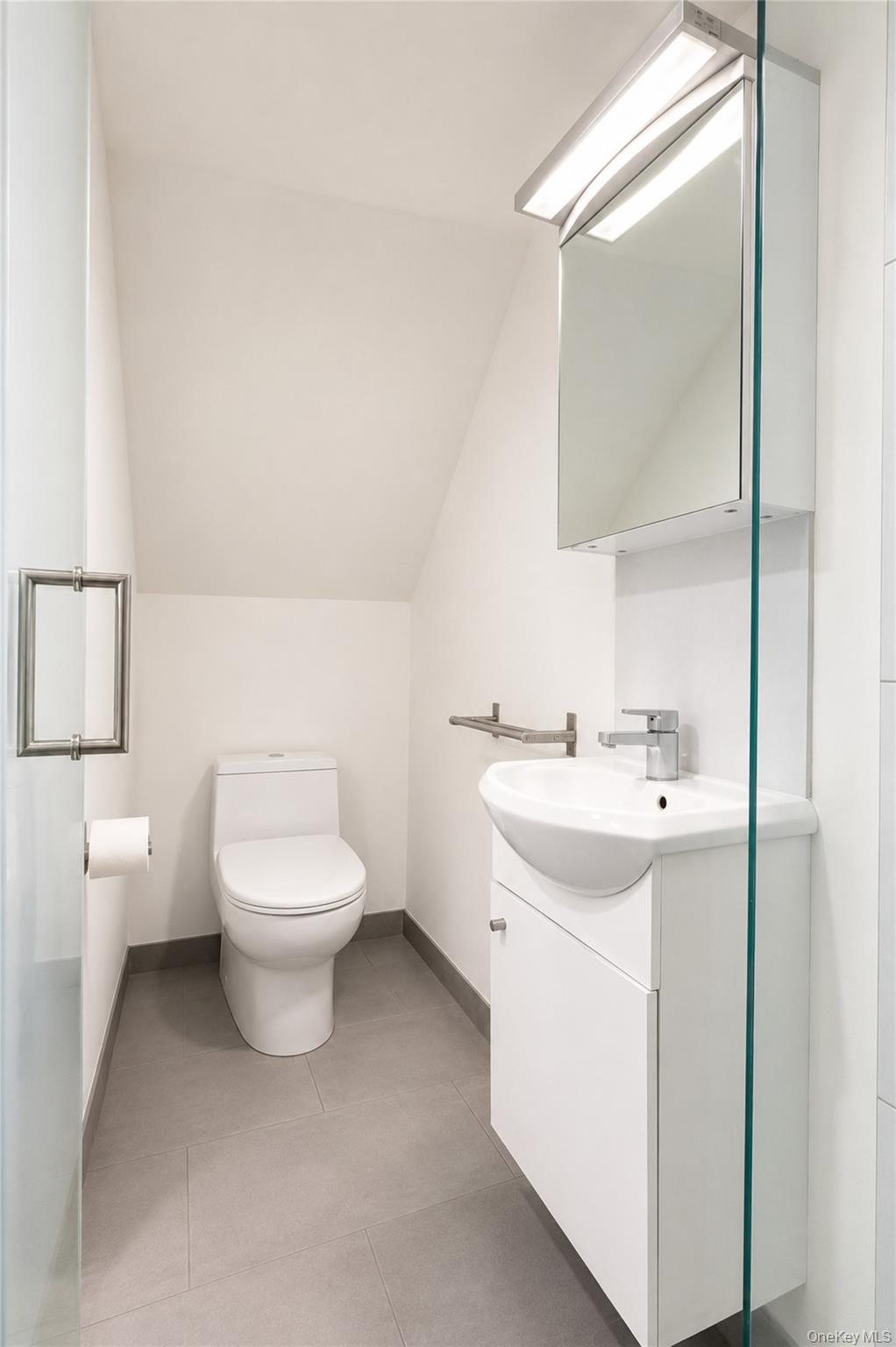 21-31 25th Road Queens, NY 11102 - Photo 13 of 37 Gallery Image 13