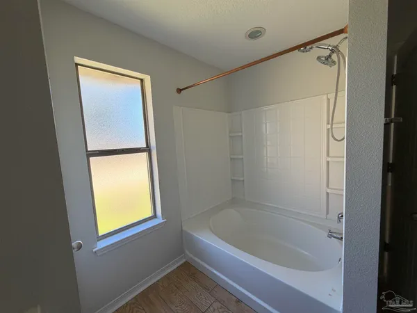 $2,000 | 4776 Hilarita Circle, Pace, FL 32571