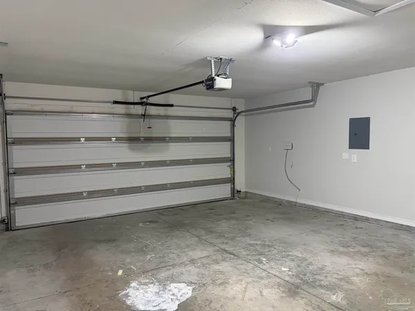 $2,000 | 4776 Hilarita Circle, Pace, FL 32571
