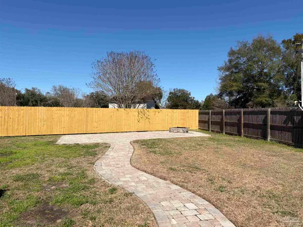 $2,000 | 4776 Hilarita Circle, Pace, FL 32571