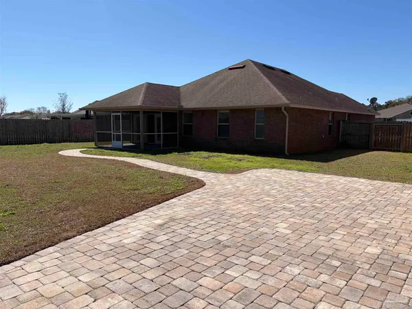 $2,000 | 4776 Hilarita Circle, Pace, FL 32571