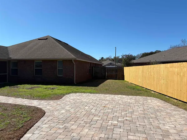$2,000 | 4776 Hilarita Circle, Pace, FL 32571