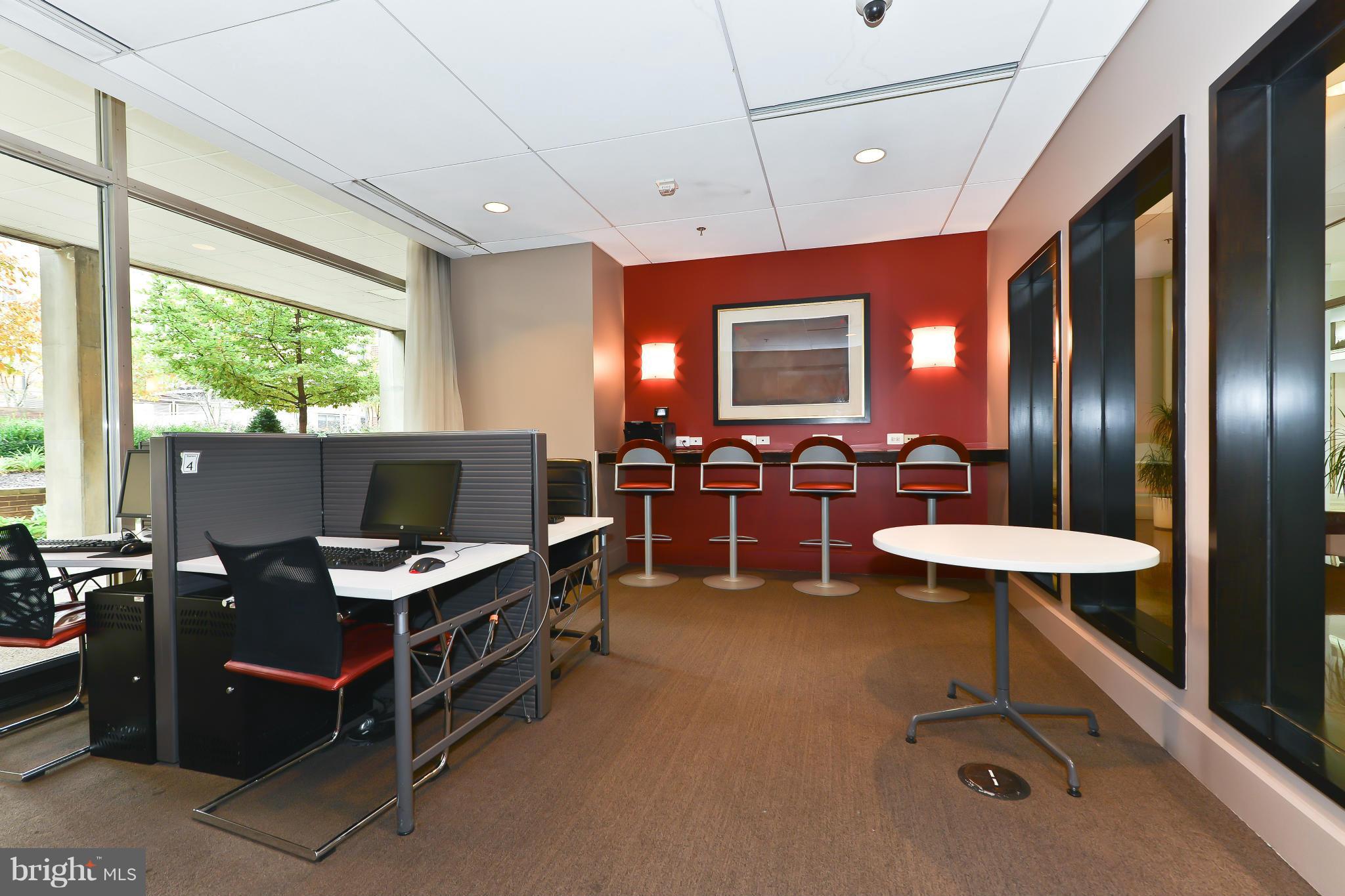 355 I Street Southwest, Unit S324 Washington, DC 20024 - Photo 23 of 25 Potomac Place - Business Center