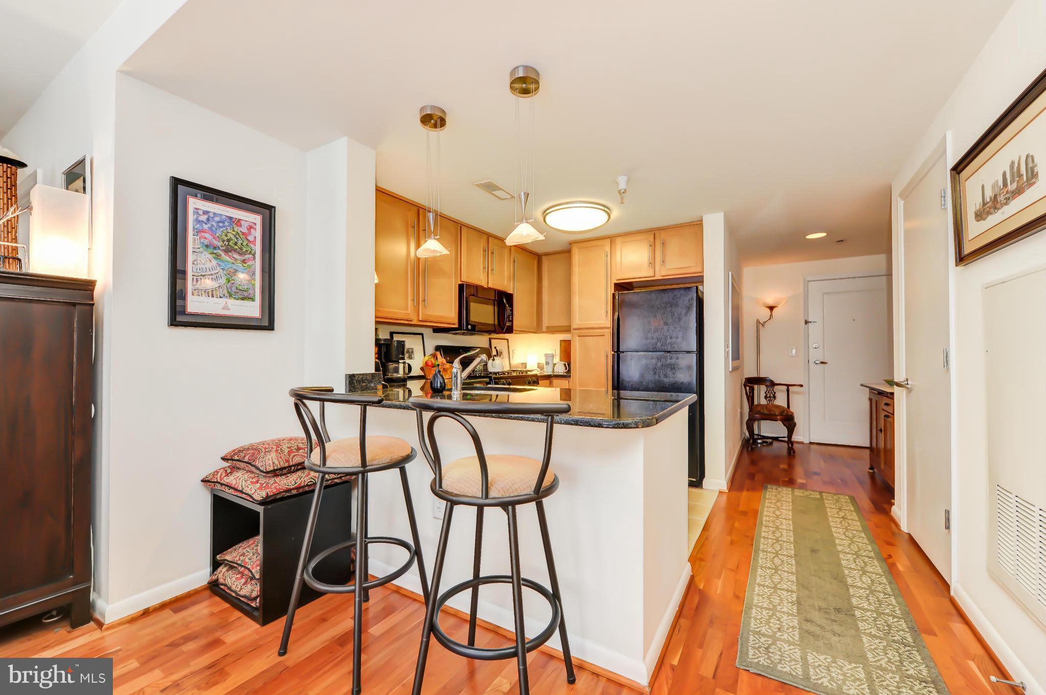 355 I Street Southwest, Unit S324 Washington, DC 20024 - Photo 8 of 25 Kitchen