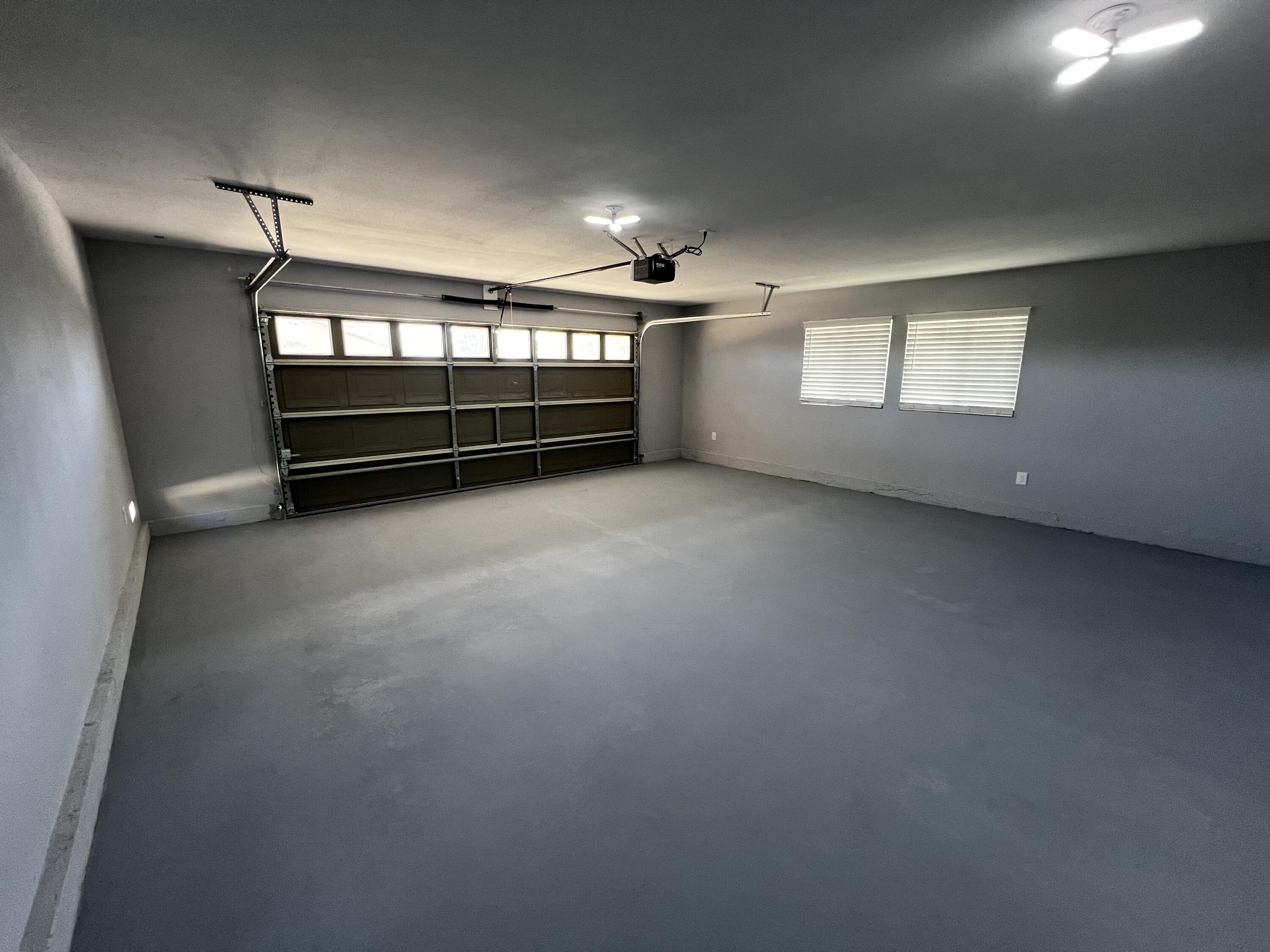 3255 East E Avenue Lancaster, CA 93535 - Photo 68 of 81 an empty room with windows