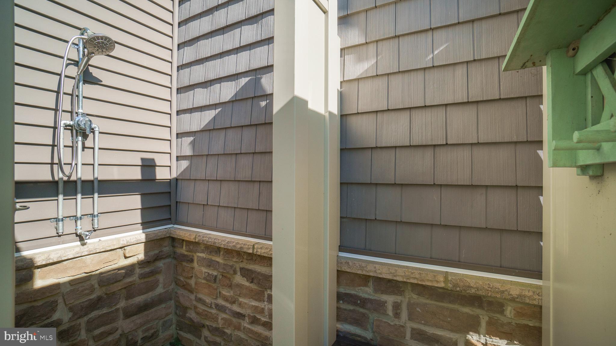 30933 Starling Road, Unit 105A Ocean View, DE 19970 - Photo 31 of 52 Outdoor shower