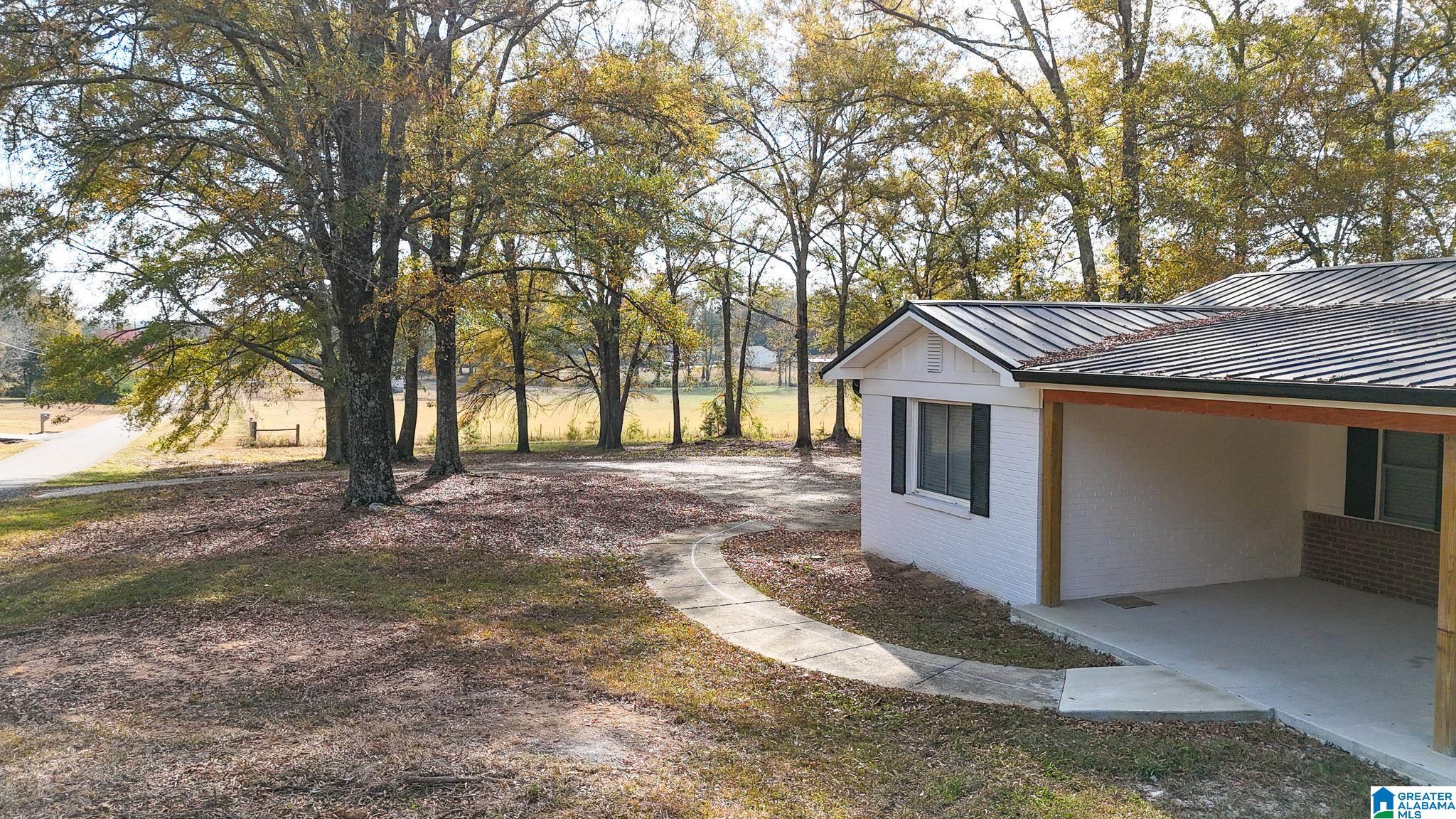 319 Henderson Road Lincoln, AL 35096 - Photo 7 of 49