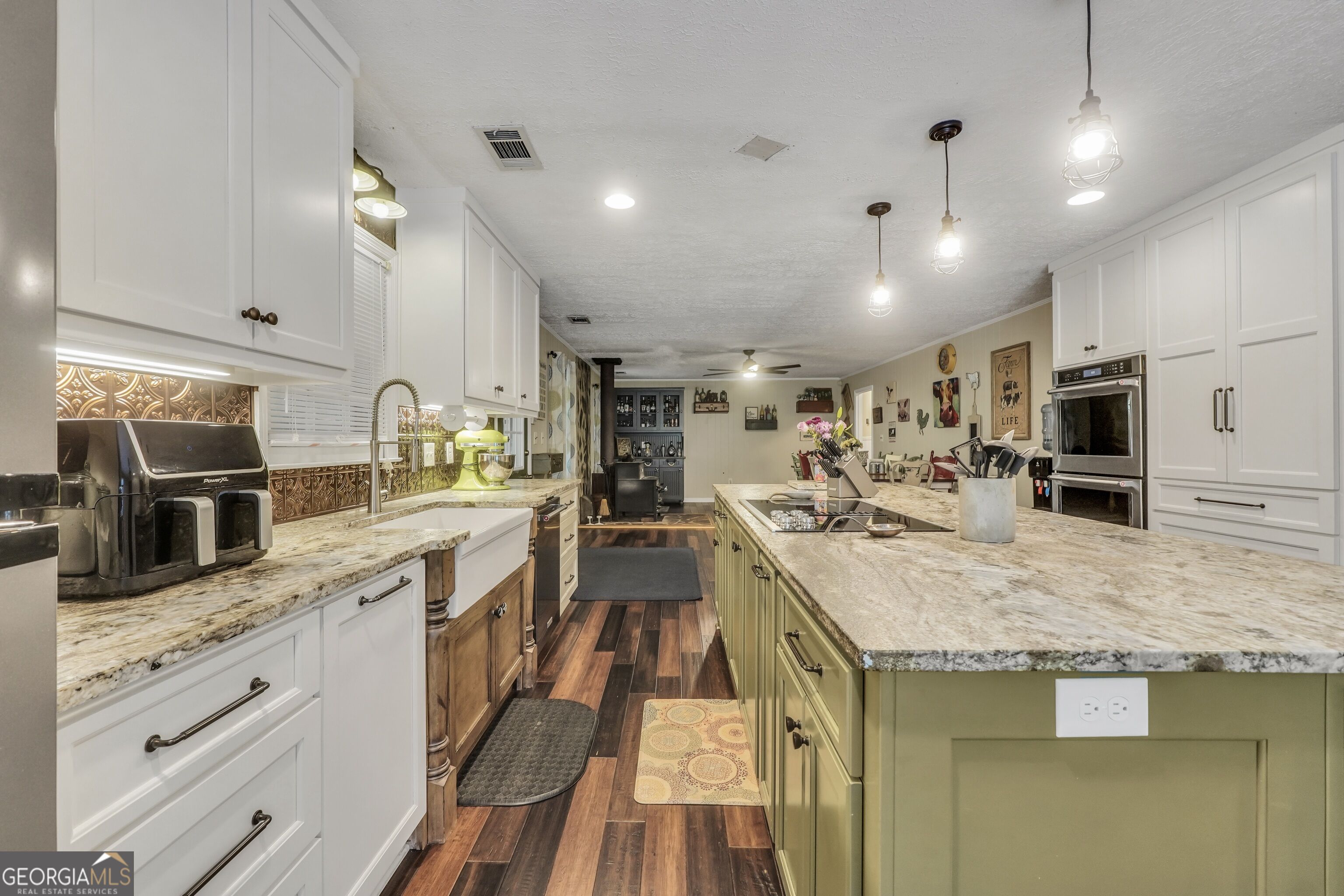 372 Johnstonville Road Barnesville, GA 30204 - Photo 11 of 57 Gallery Image 11